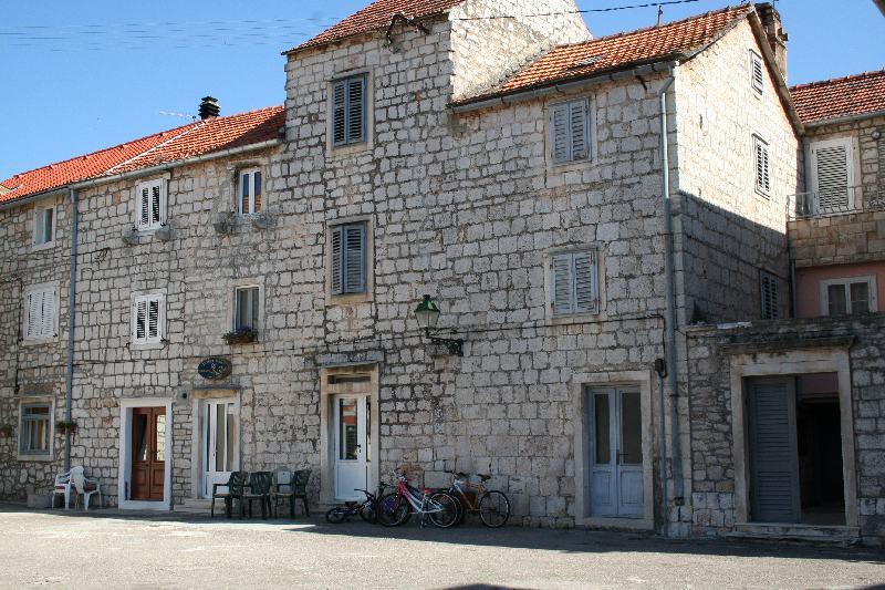 Stari Grad (c) Dago